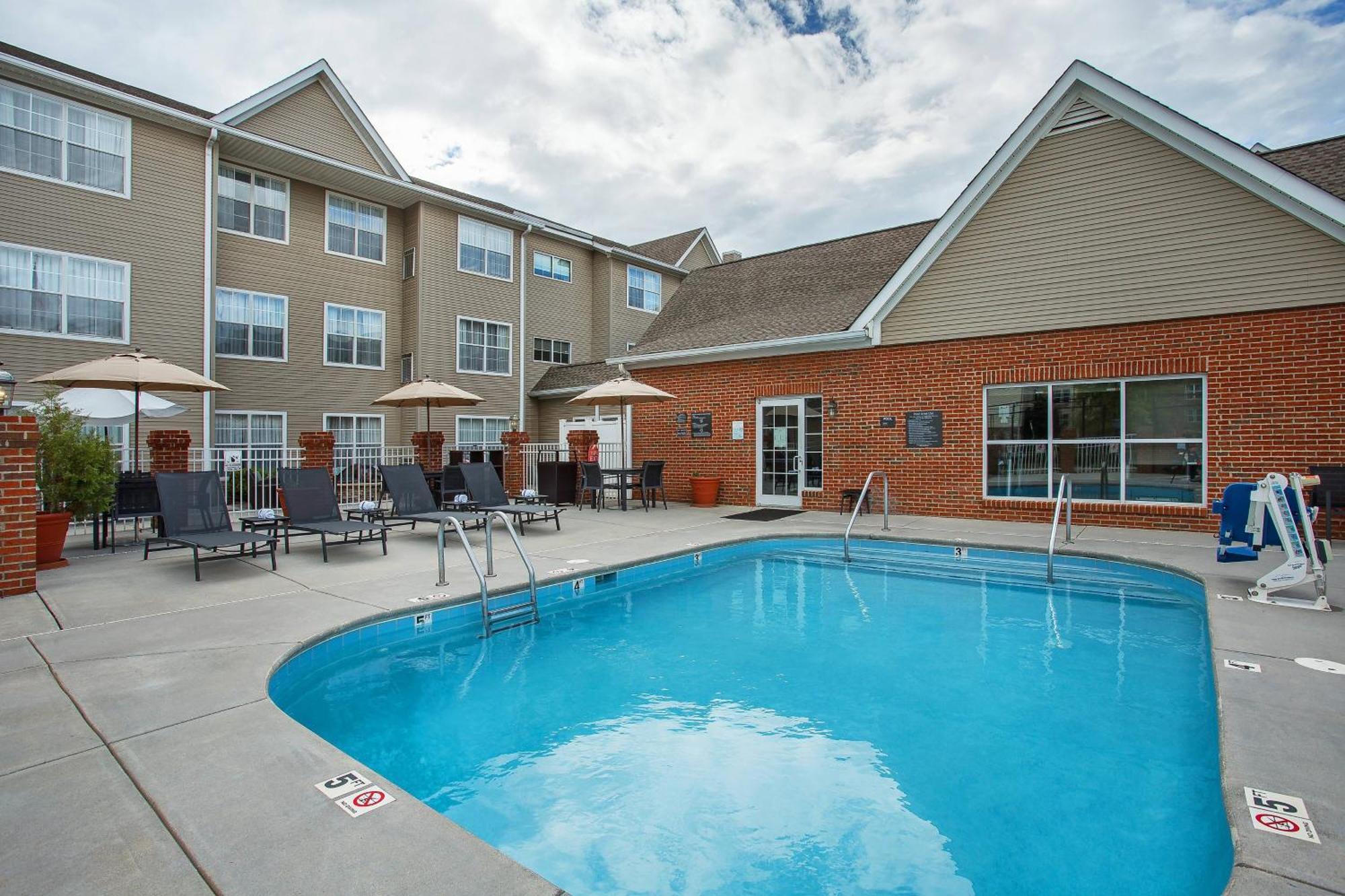 Residence Inn Knoxville Cedar Bluff Exterior foto